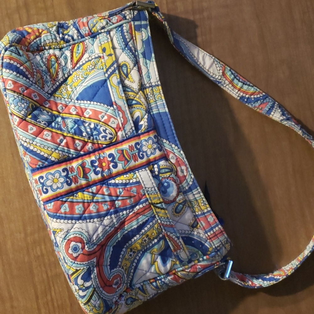 VERA BRADLEY small purse paisley design